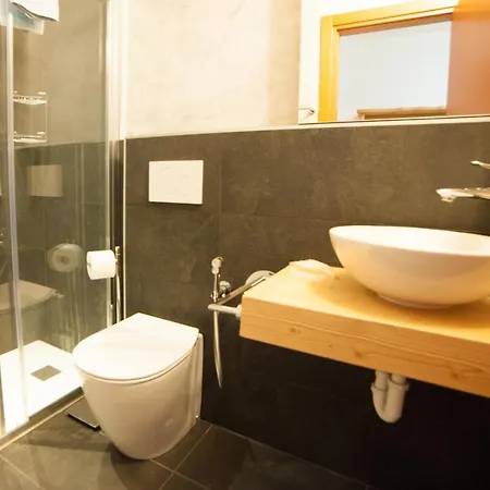 Rifugio Verenetta 3*