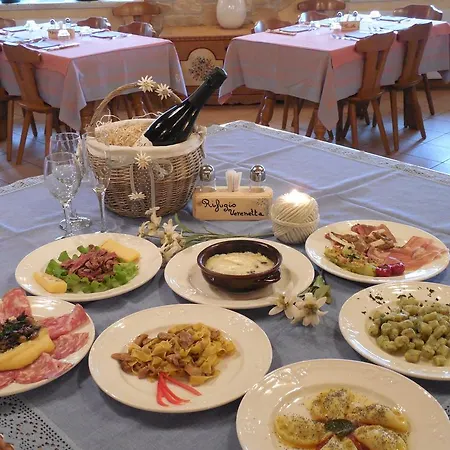 Hotel Rifugio Verenetta 3*